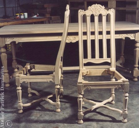 Luikse stoelen Lodewijk XIV stijl | Luikse stijl